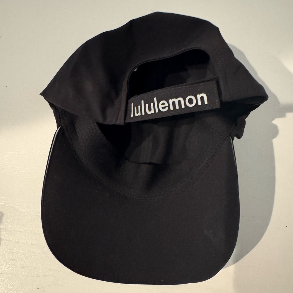 lululemon athletica Dark Cap - Picture 2 of 4